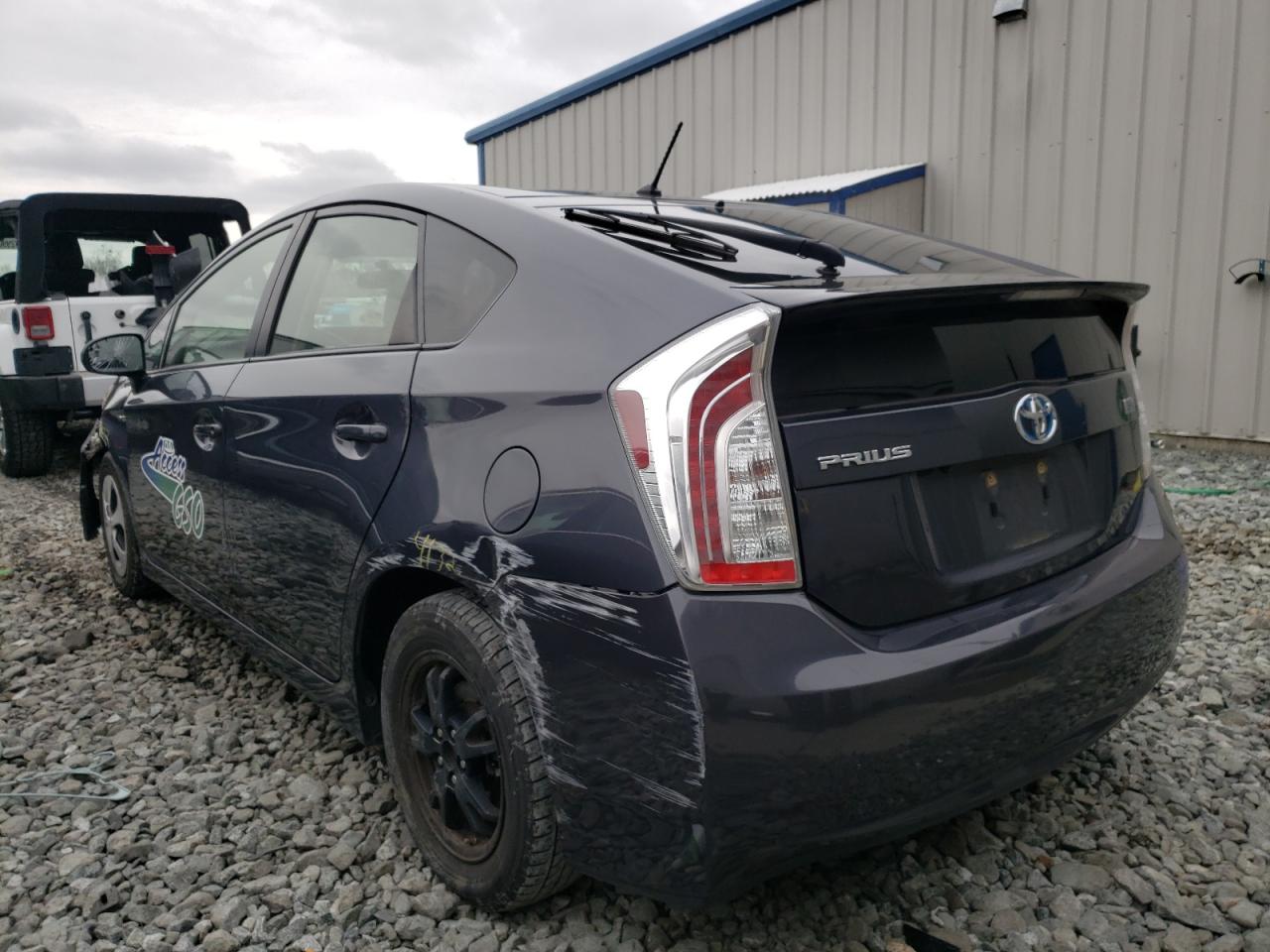 Photo 3 from auction – 2015 TOYOTA PRIUS with VIN JTDKN3DU1F1988742