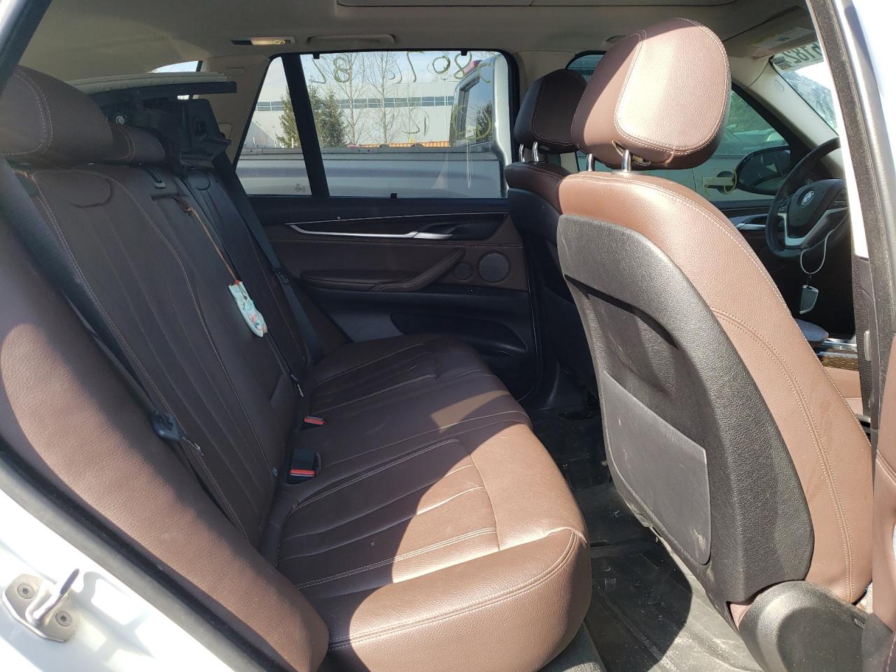 Photo 6 from auction – 2017 BMW X5 XDRIVE3 with VIN 5UXKR0C32H0X81876