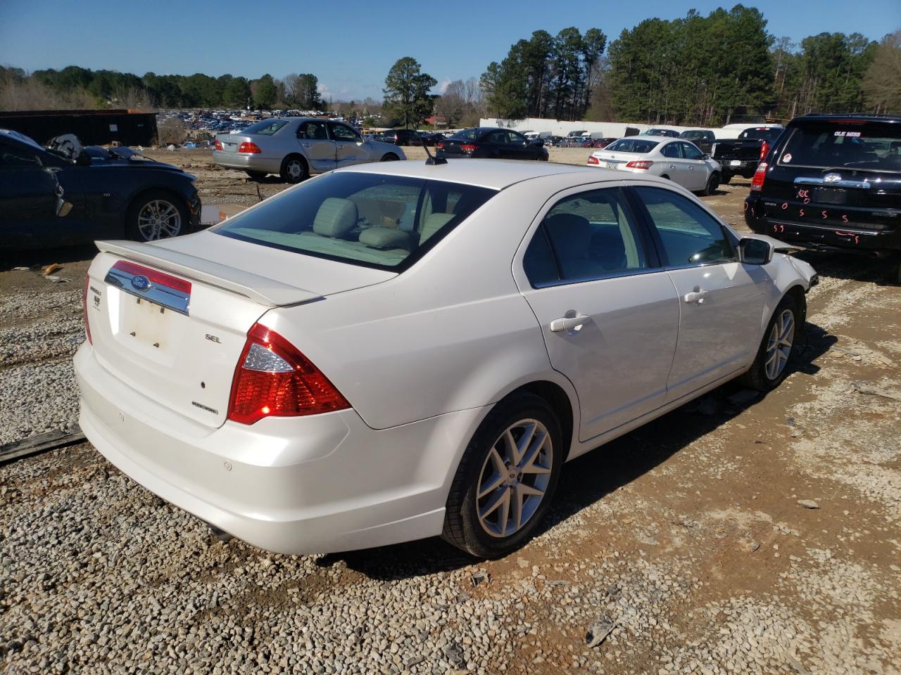 Photo 4 from auction – 2011 FORD FUSION SEL with VIN 3FAHP0JG6BR142906