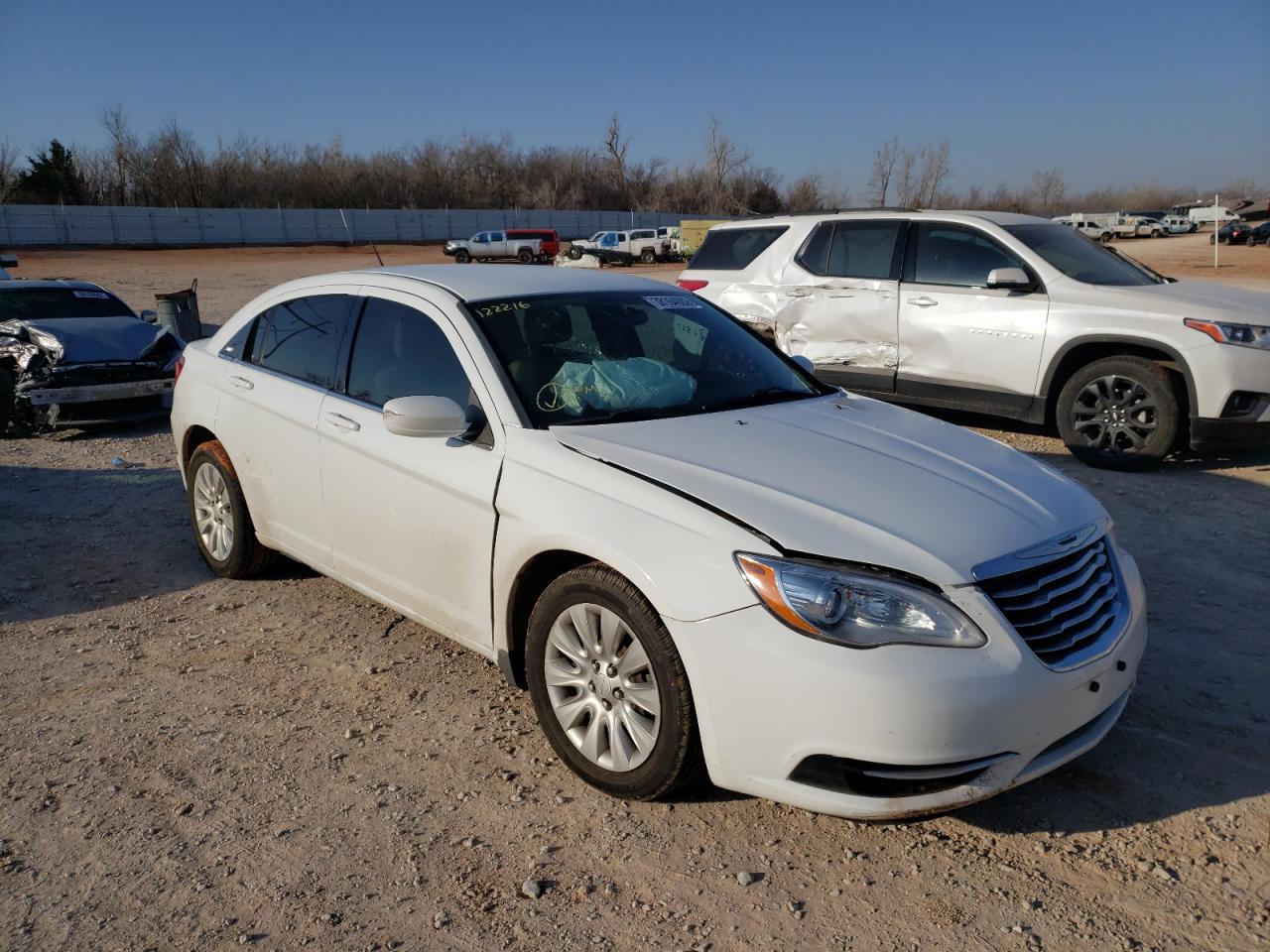 CHRYSLER 200 LX 2014 with VIN 1C3CCBAB8EN122216 - Photo from auction