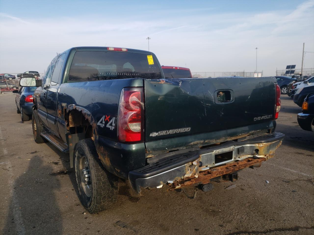 Photo 3 from auction – 2004 CHEVROLET SILVERADO with VIN 1GCHK29124E107113