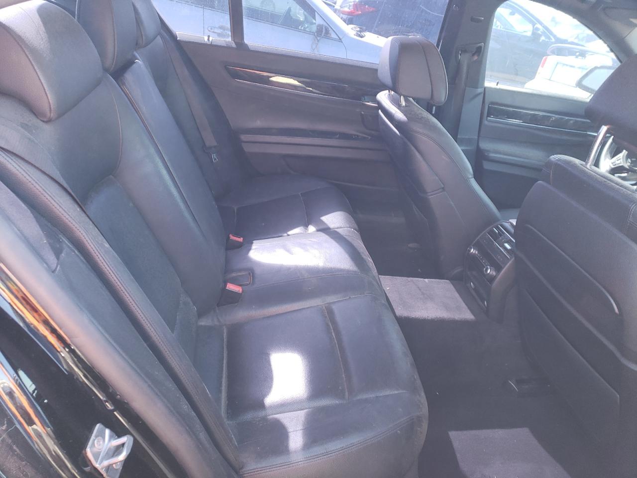 Photo 6 from auction – 2014 BMW 740 LI with VIN WBAYE4C54ED137975