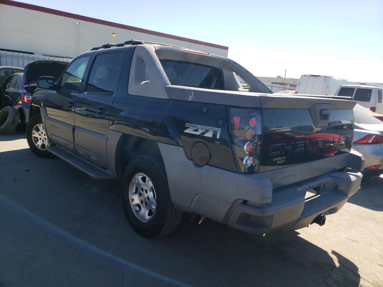 Photo 3 from auction – 2002 CHEVROLET AVALANCHE with VIN 3GNEK13T62G262185