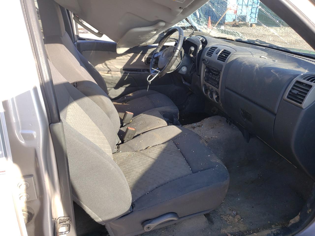 Photo 5 from auction – 2005 GMC CANYON with VIN 1GTCS136858122286