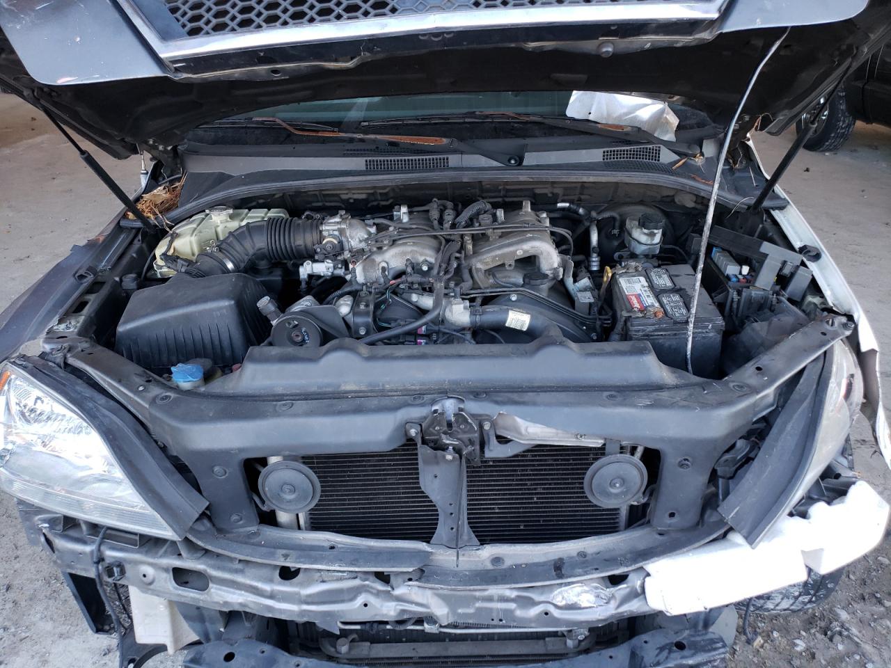 Photo 7 from auction – 2006 KIA SORENTO EX with VIN KNDJD733565625433