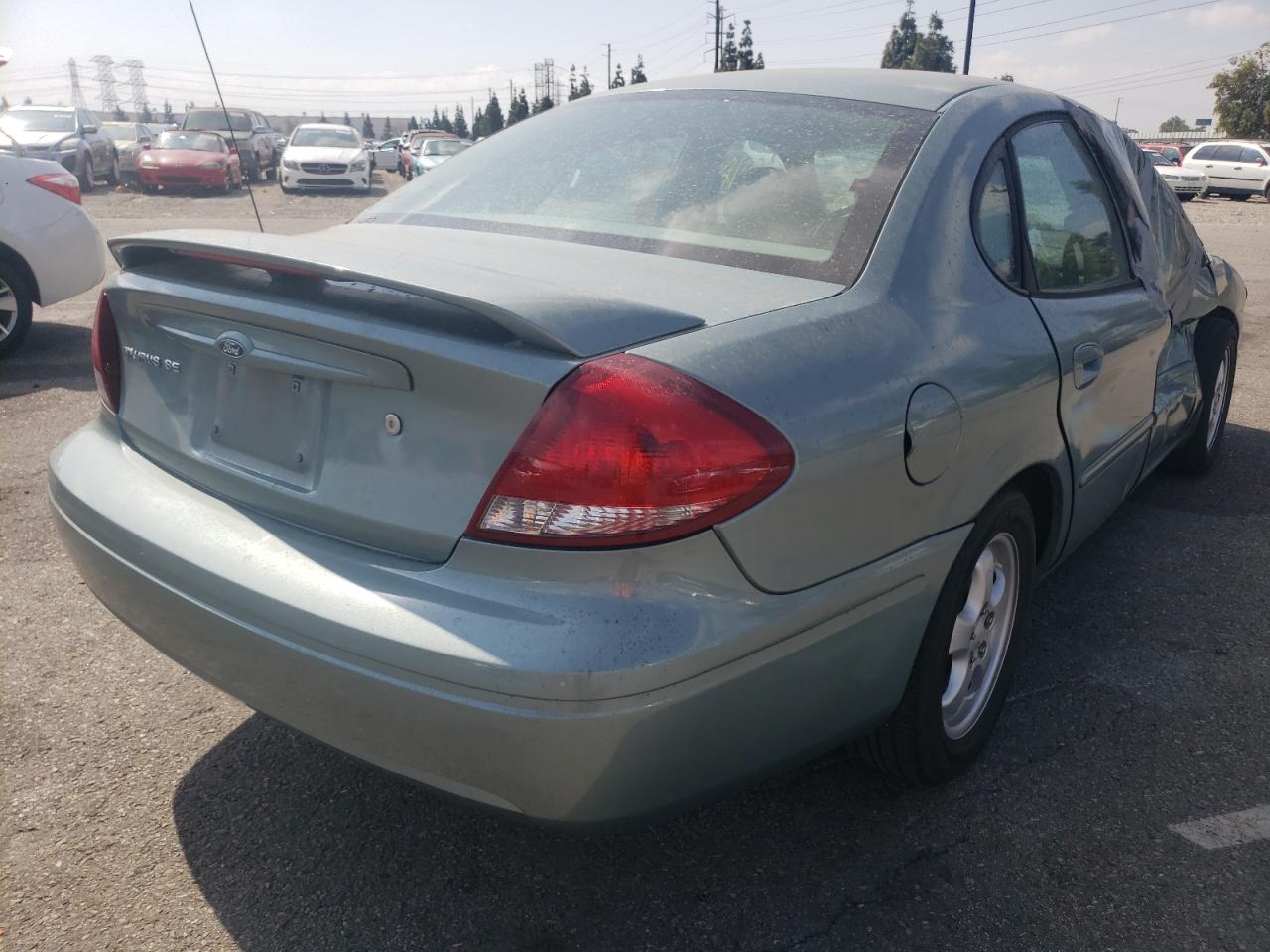 Photo 4 from auction – 2007 FORD TAURUS SE with VIN 1FAFP53U57A111056