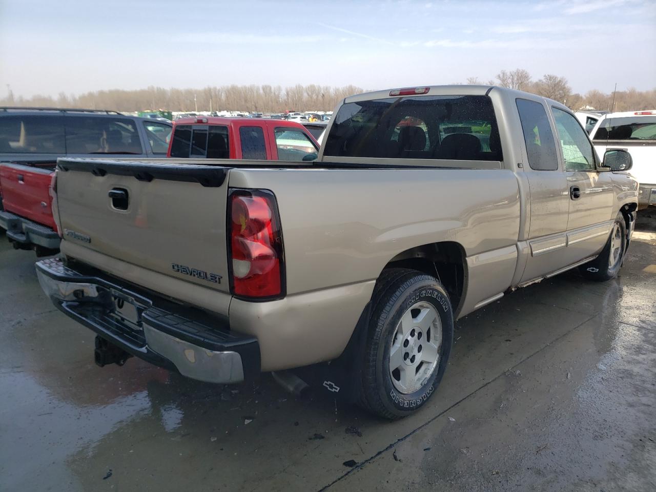Photo 4 from auction – 2005 CHEVROLET SILVERADO with VIN 2GCEC19T251201748