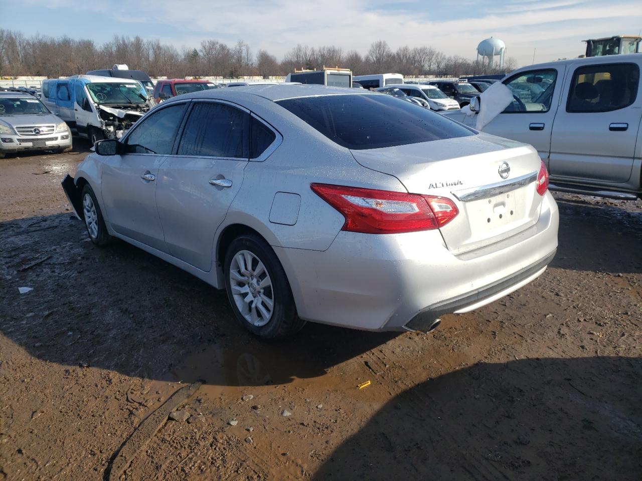 Photo 3 from auction – 2017 NISSAN ALTIMA 2.5 with VIN 1N4AL3AP3HC232357