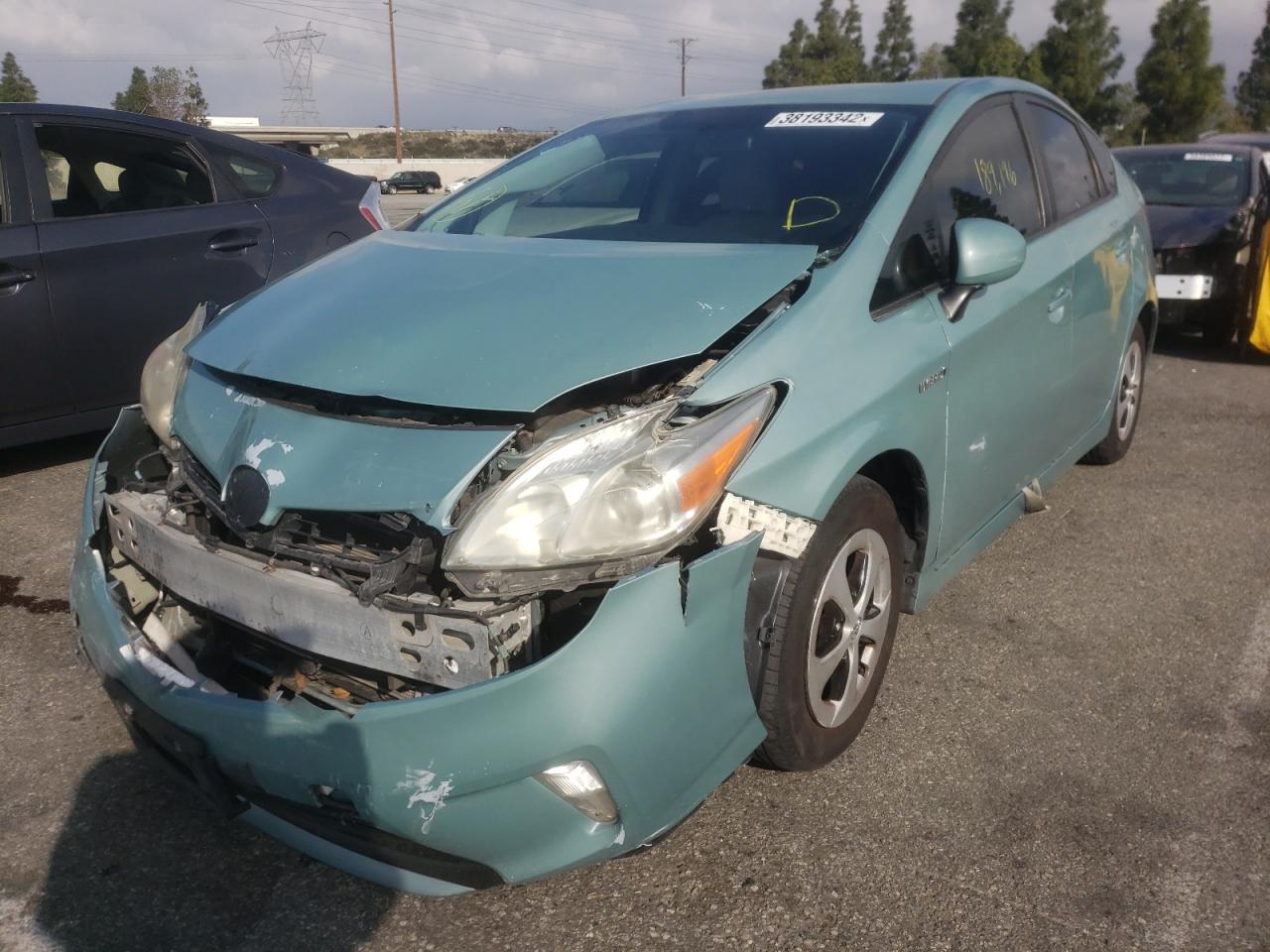 Photo 2 from auction – 2015 TOYOTA PRIUS with VIN JTDKN3DU9F1935027