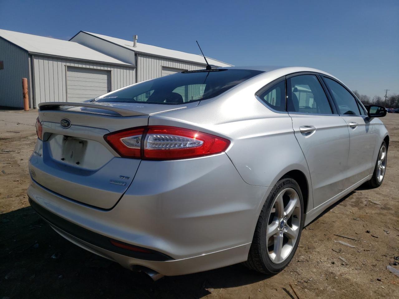 Photo 4 from auction – 2015 FORD FUSION SE with VIN 3FA6P0HD5FR111574