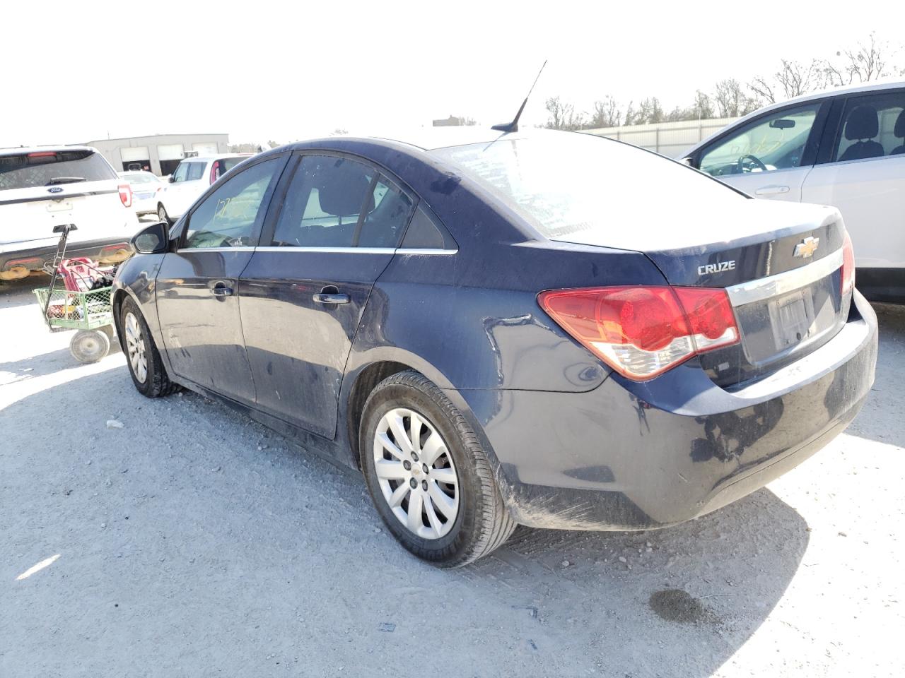 Photo 3 from auction – 2011 CHEVROLET CRUZE LS with VIN 1G1PC5SH4B7200565