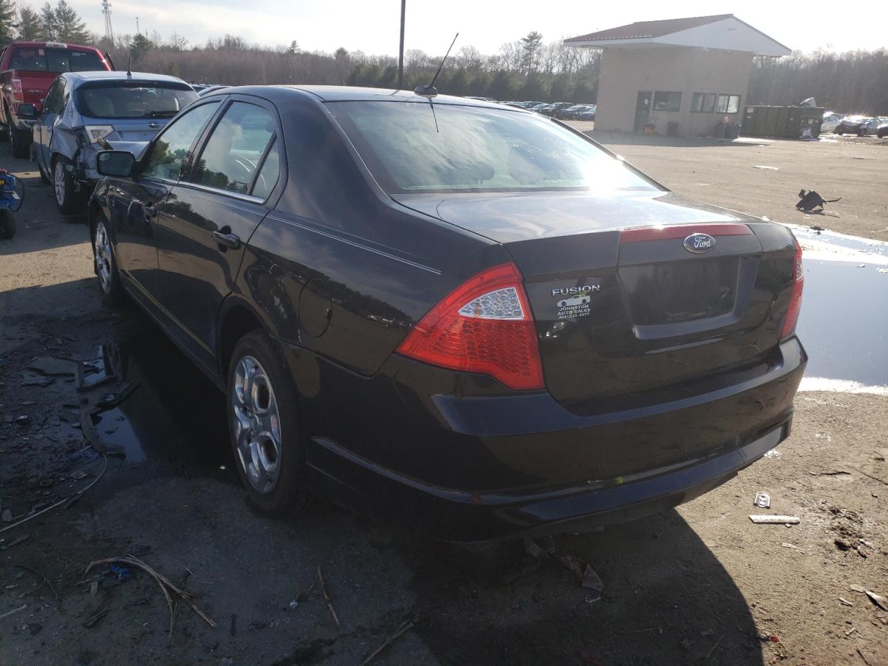 Photo 3 from auction – 2011 FORD FUSION SE with VIN 3FAHP0HA5BR277294