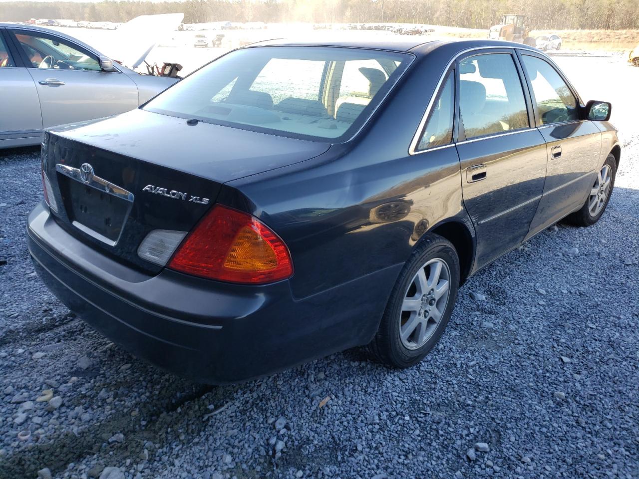 Photo 4 from auction – 2001 TOYOTA AVALON XL with VIN 4T1BF28B21U147158