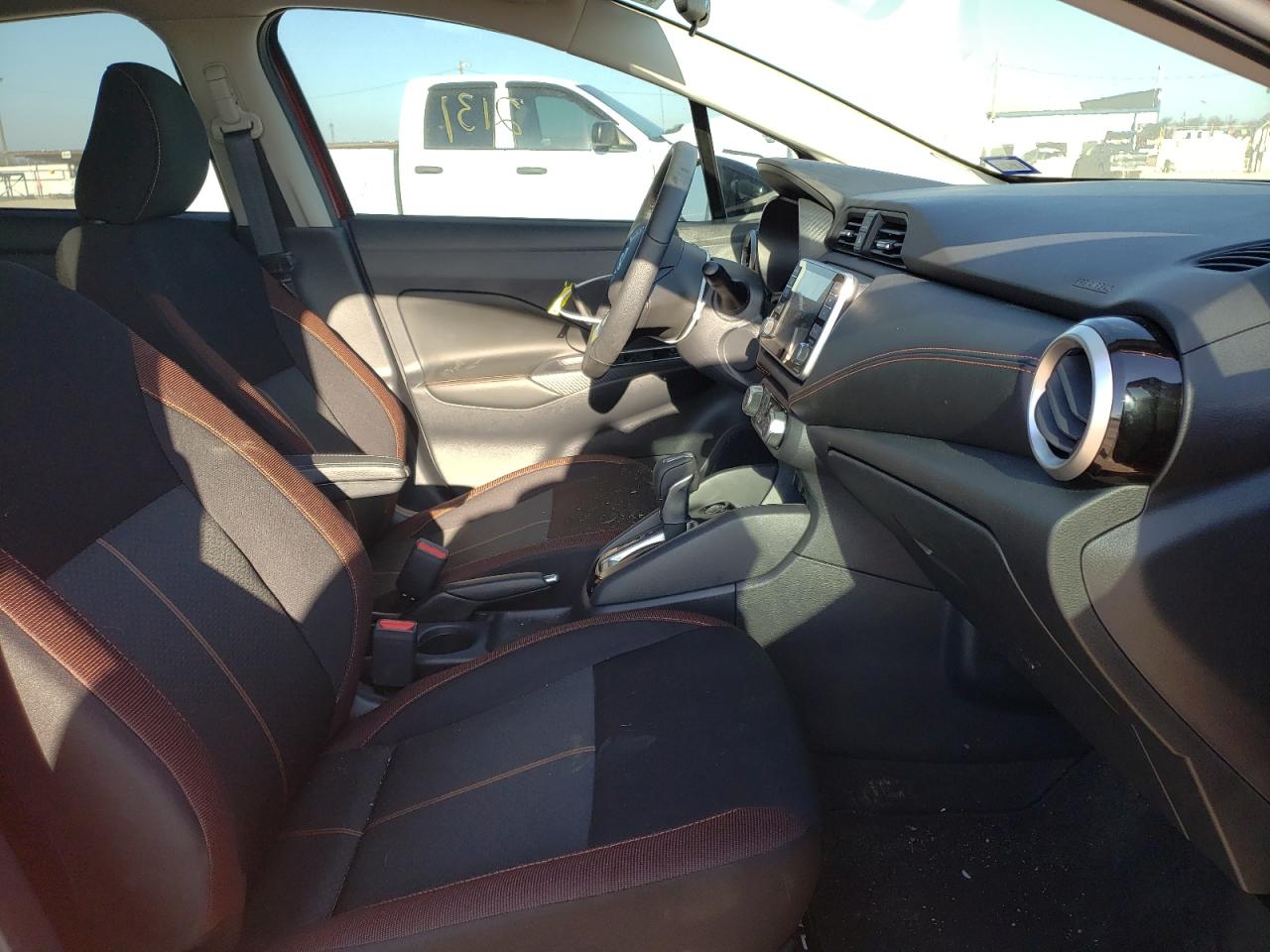 Photo 5 from auction – 2021 NISSAN VERSA SR with VIN 3N1CN8FV1ML921994