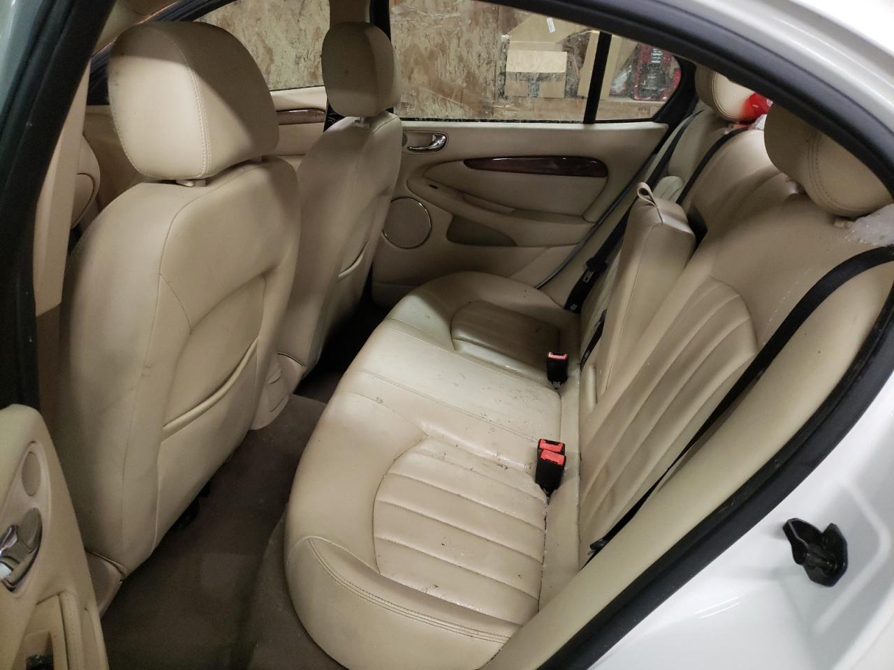 Photo 6 from auction – 2005 JAGUAR X-TYPE 3.0 with VIN SAJWA51C75WE20778