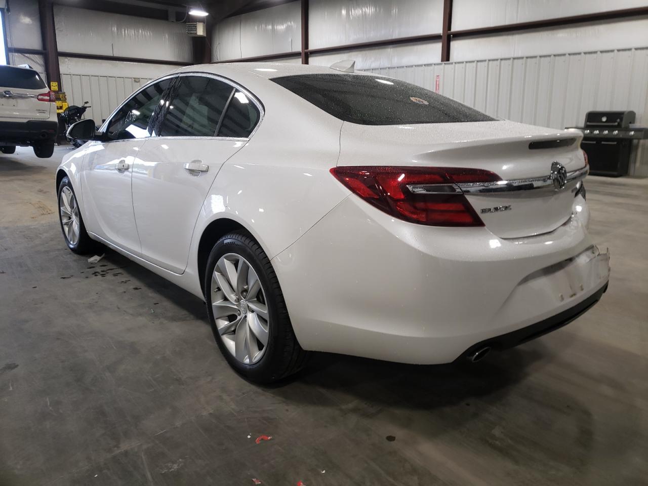 Photo 3 from auction – 2016 BUICK REGAL with VIN 2G4GK5EX9G9144136