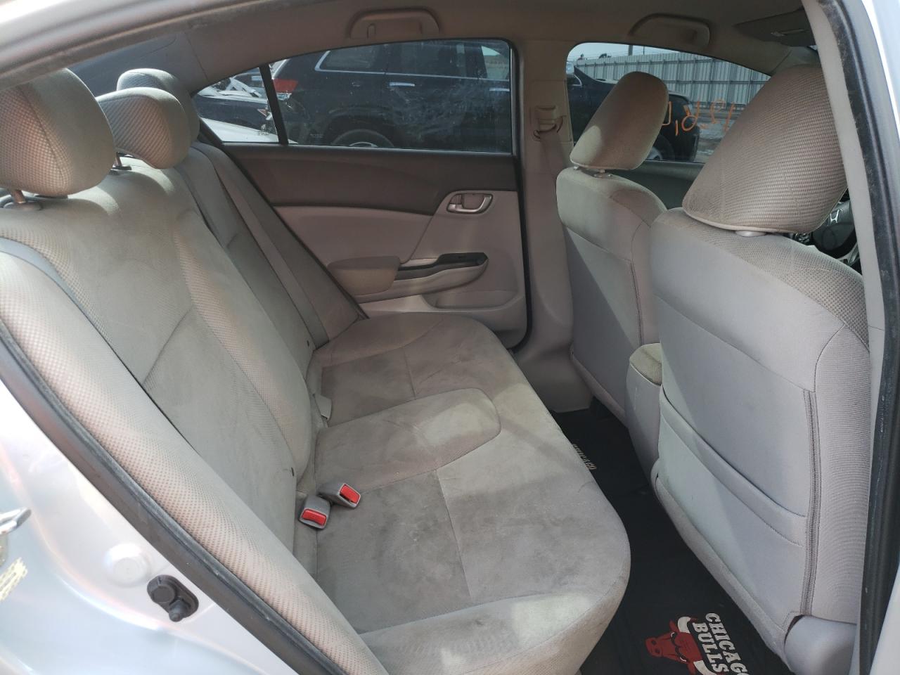 Photo 6 from auction – 2012 HONDA CIVIC LX with VIN 19XFB2F58CE011746