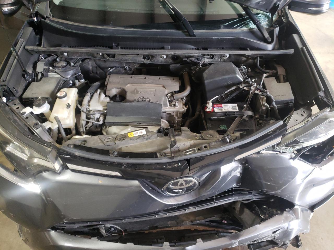 Photo 7 from auction – 2018 TOYOTA RAV4 ADVEN with VIN JTMWFREV4JD114739