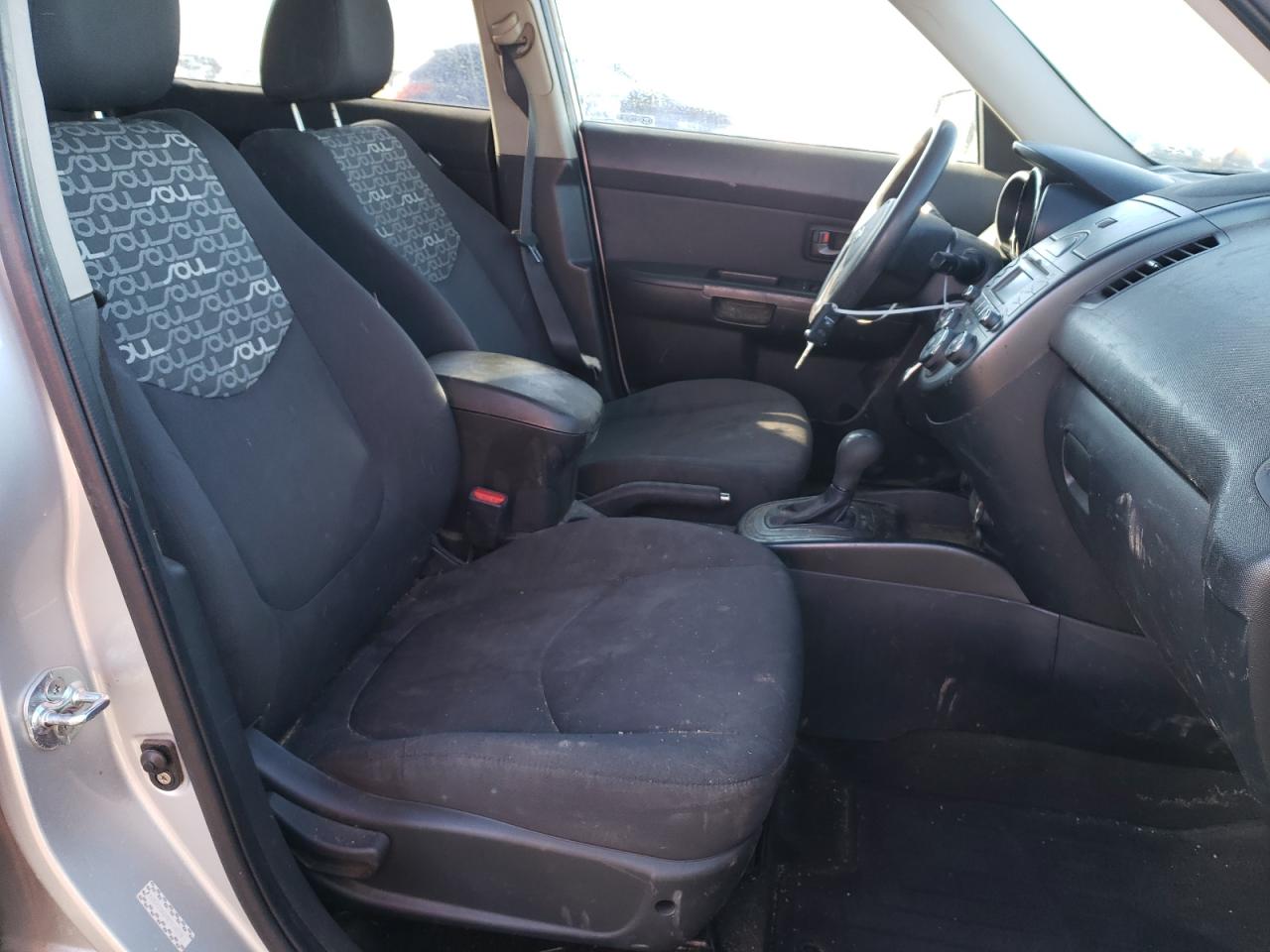 Photo 5 from auction – 2011 KIA SOUL + with VIN KNDJT2A27B7716119