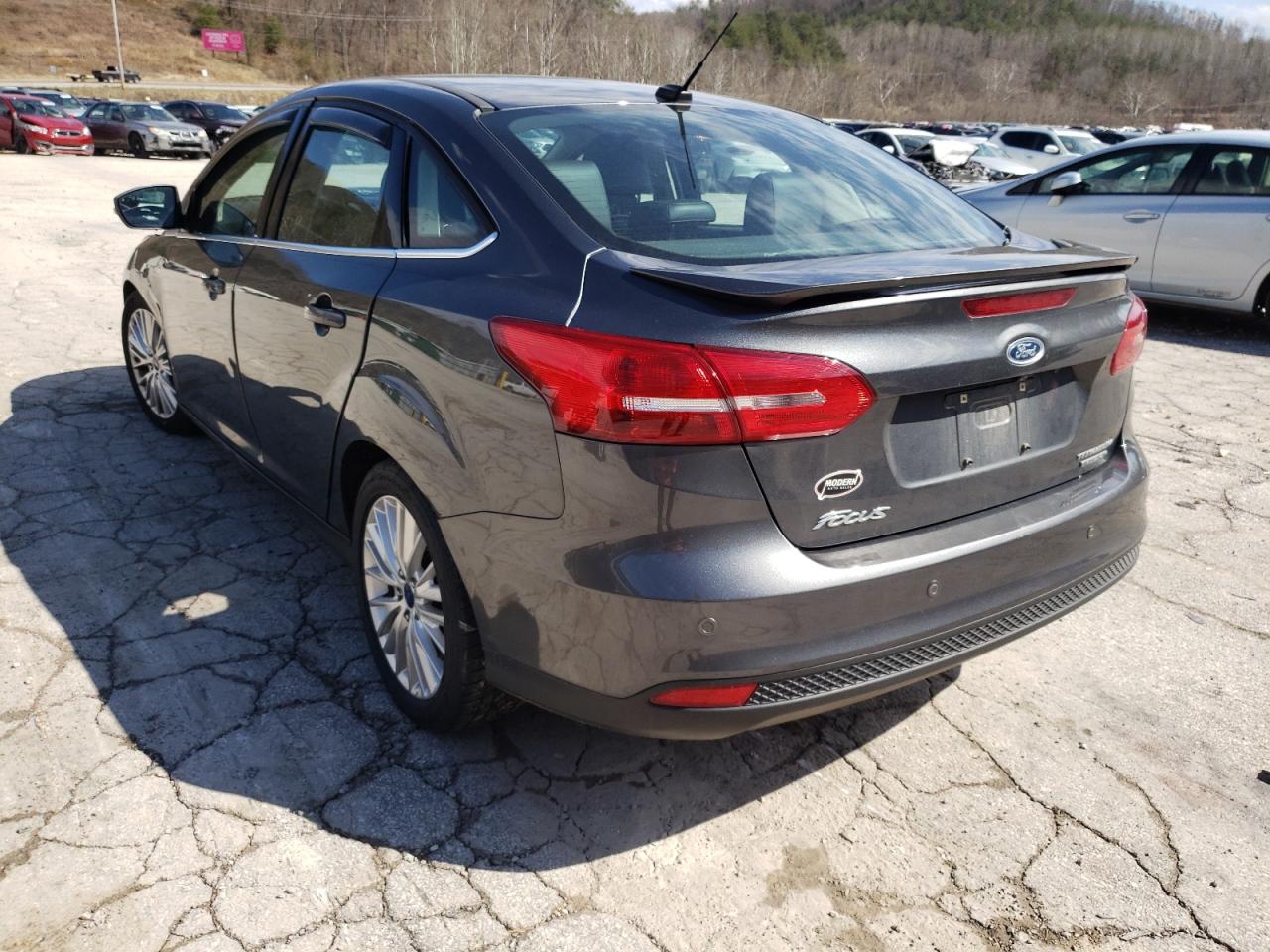 Photo 3 from auction – 2016 FORD FOCUS TITA with VIN 1FADP3J2XGL384849