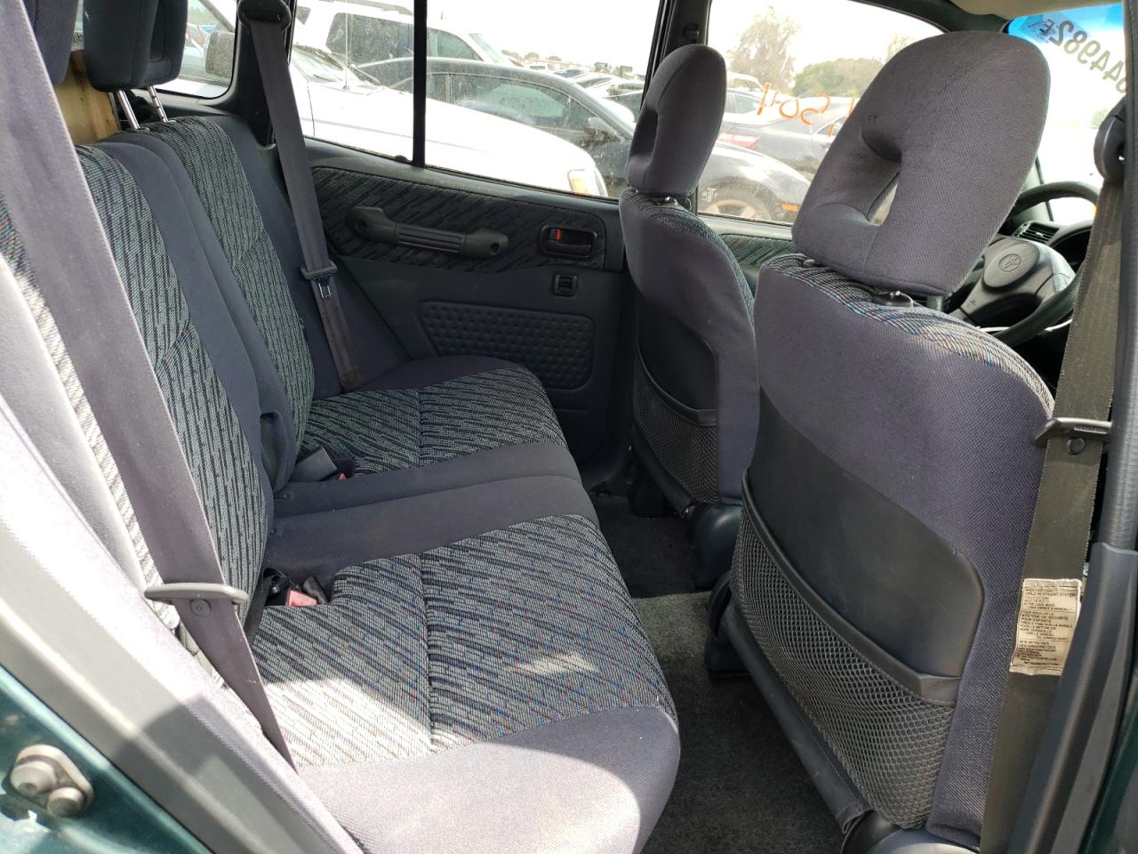 Photo 6 from auction – 1999 TOYOTA RAV4 with VIN JT3GP10V6X0034714