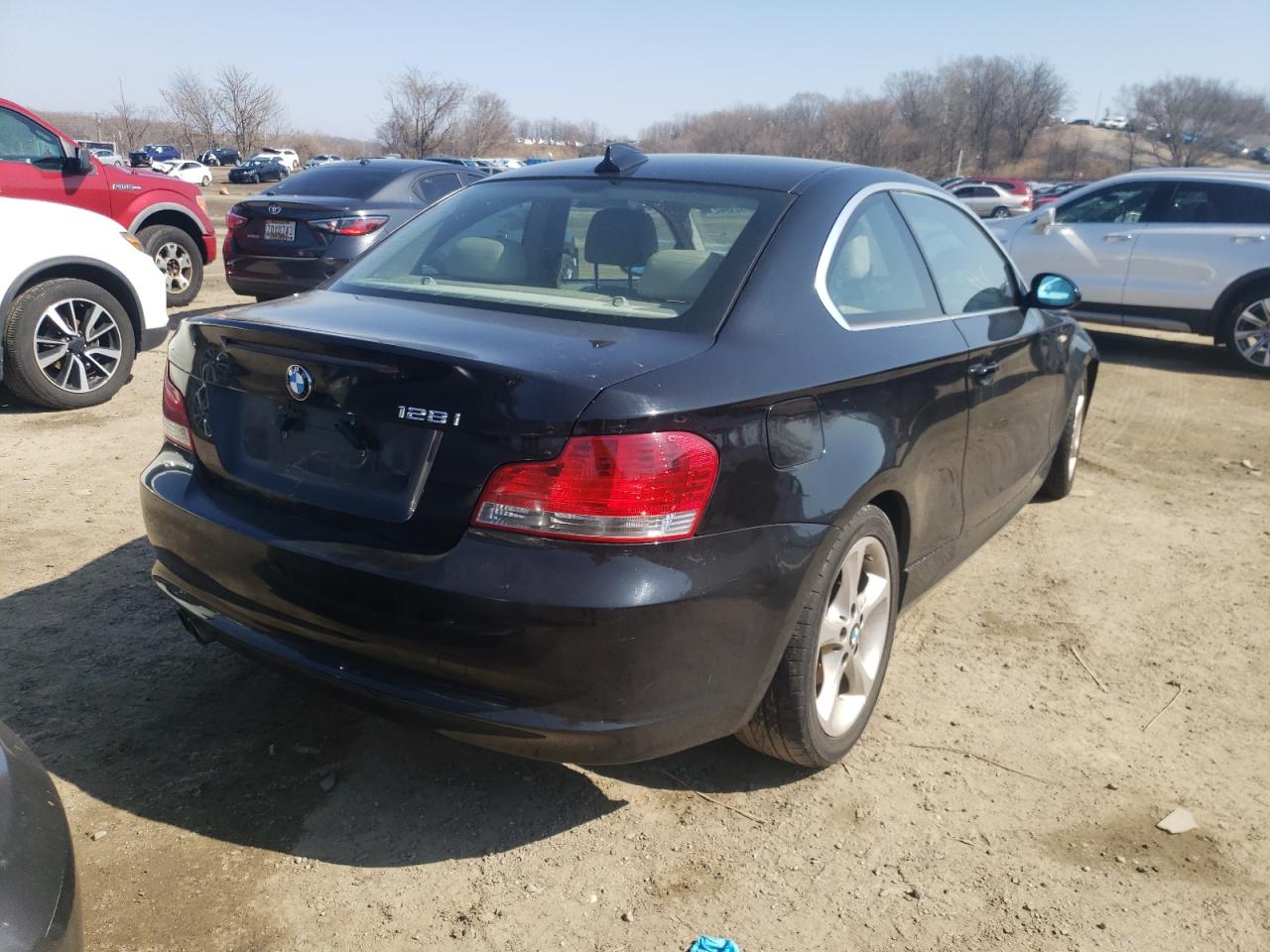Photo 4 from auction – 2009 BMW 128 I with VIN WBAUP93509VF49044