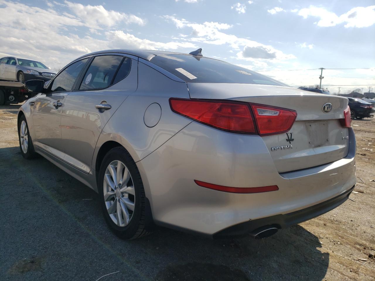 Фото 3 с аукциона – 2015 KIA OPTIMA EX с VIN 5XXGN4A78FG453499