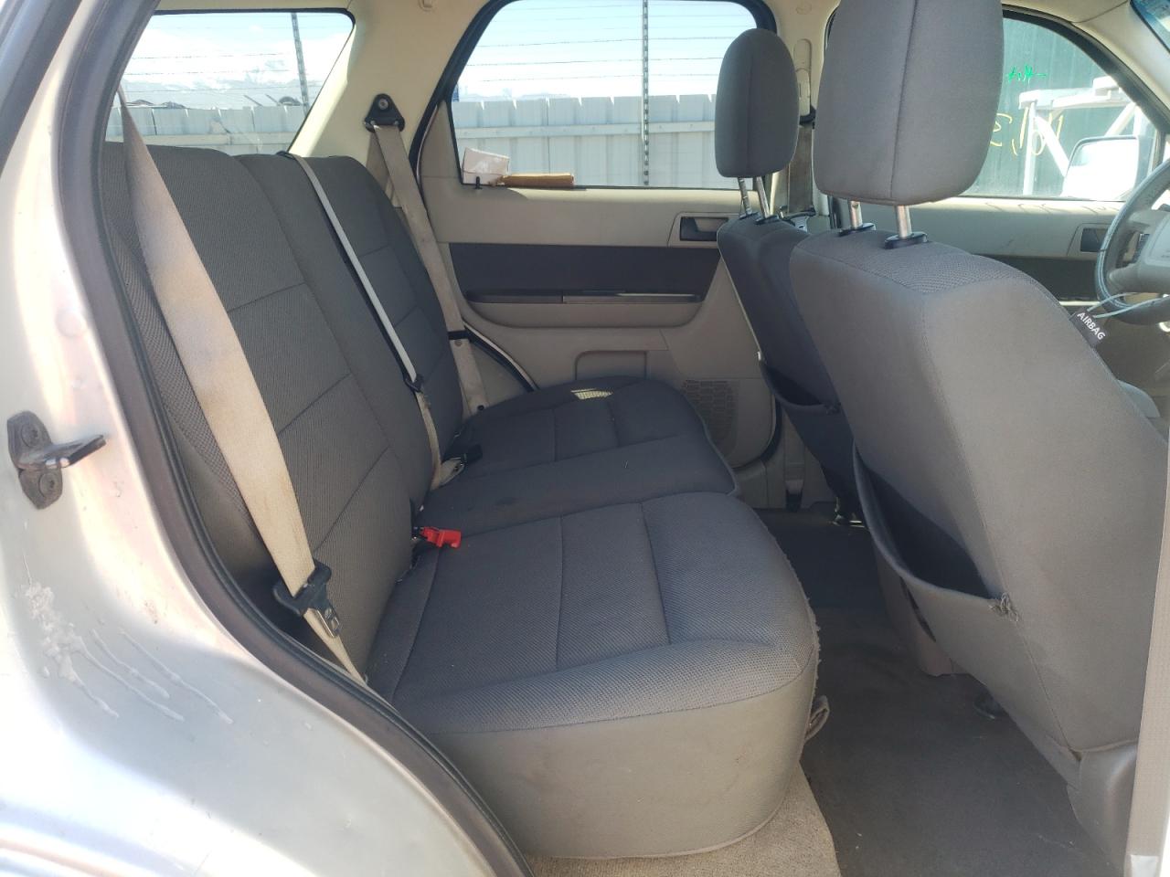 Photo 6 from auction – 2010 FORD ESCAPE XLT with VIN 1FMCU0D70AKB19144