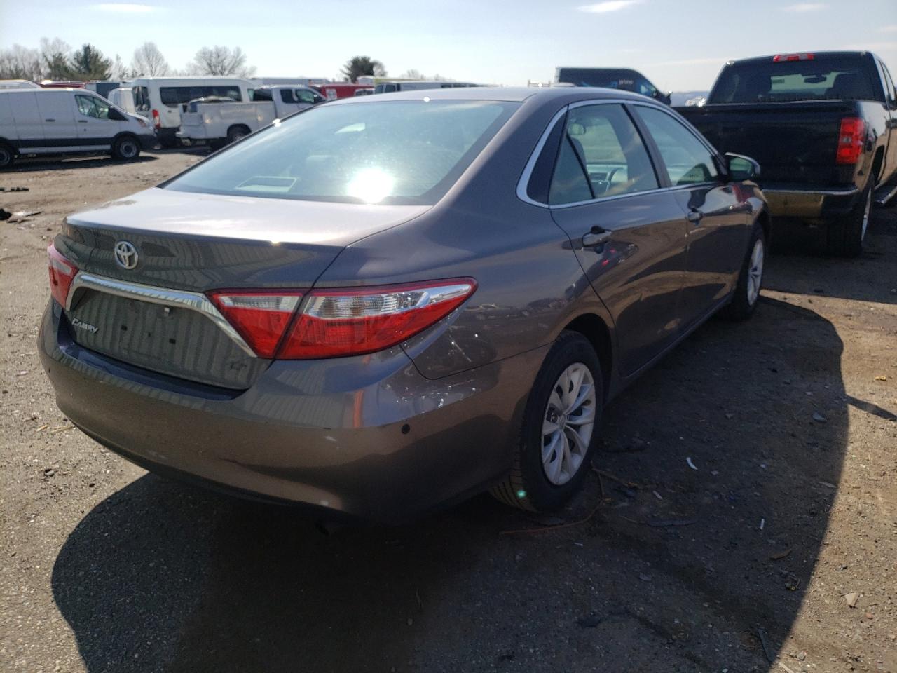 Photo 4 from auction – 2015 TOYOTA CAMRY LE with VIN 4T4BF1FK8FR486050