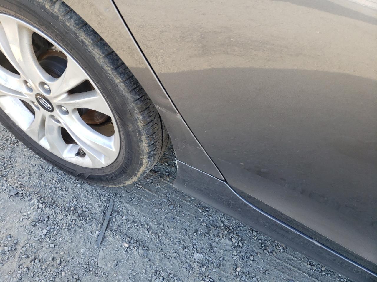 Zdjęcie 9 z aukcji – 2011 HYUNDAI SONATA SE z VIN 5NPEC4AC4BH087016