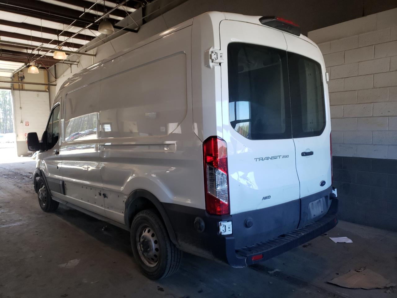 Photo 3 from auction – 2020 FORD TRANSIT T- with VIN 1FTBR2C82LKA40472