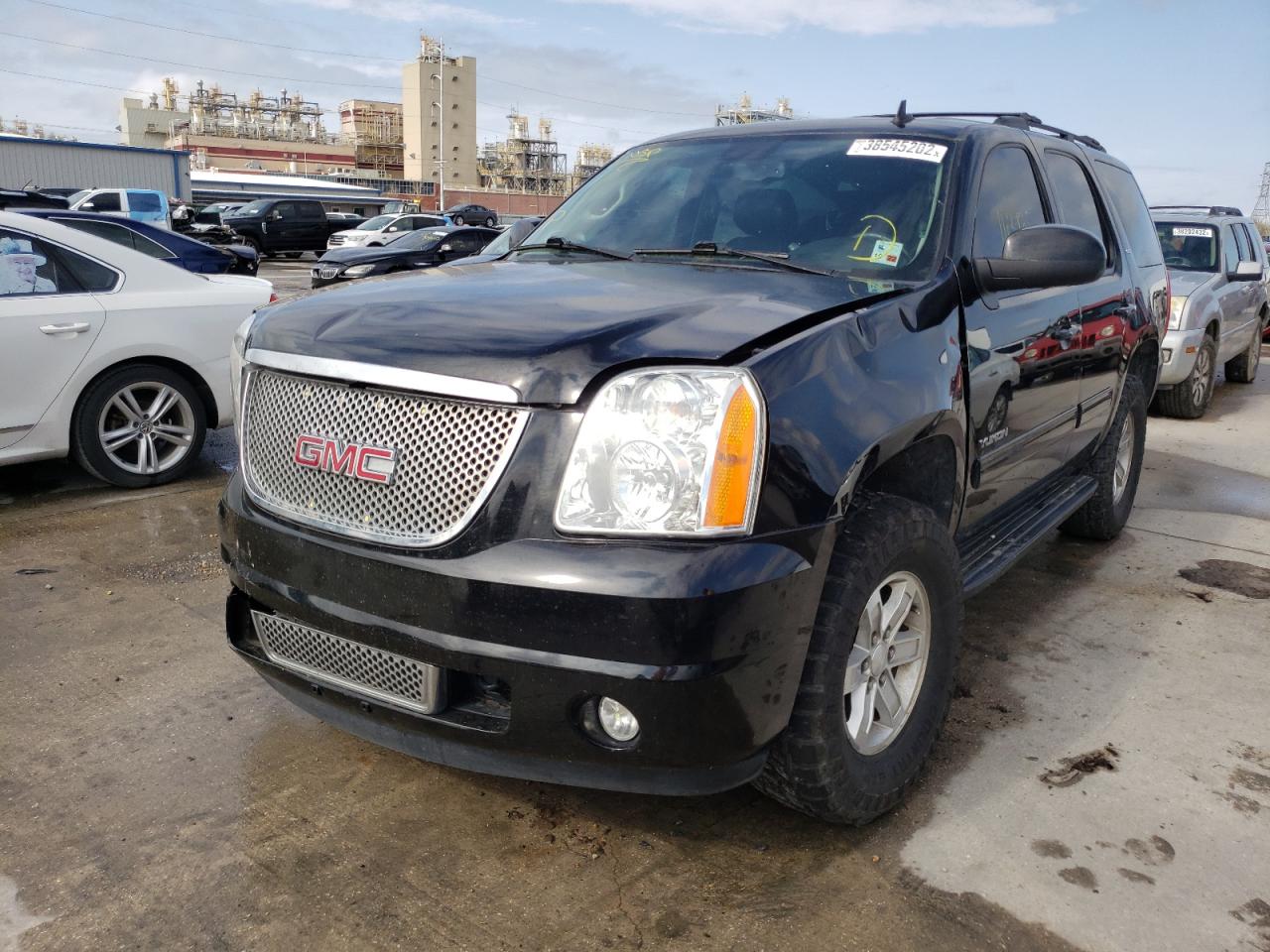 Photo 2 from auction – 2014 GMC YUKON SLT with VIN 1GKS2CE02ER191649