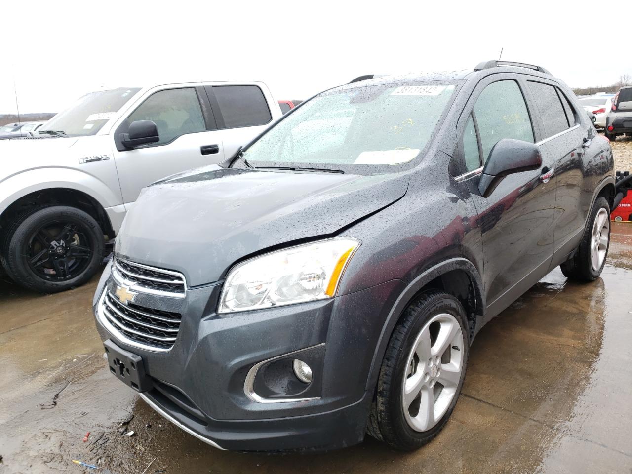 Photo 2 from auction – 2016 CHEVROLET TRAX LTZ with VIN 3GNCJRSB2GL195049