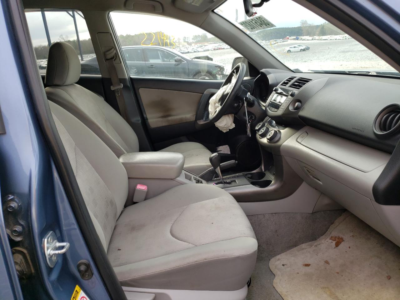 Photo 5 from auction – 2010 TOYOTA RAV4 with VIN JTMZF4DVXAD024545