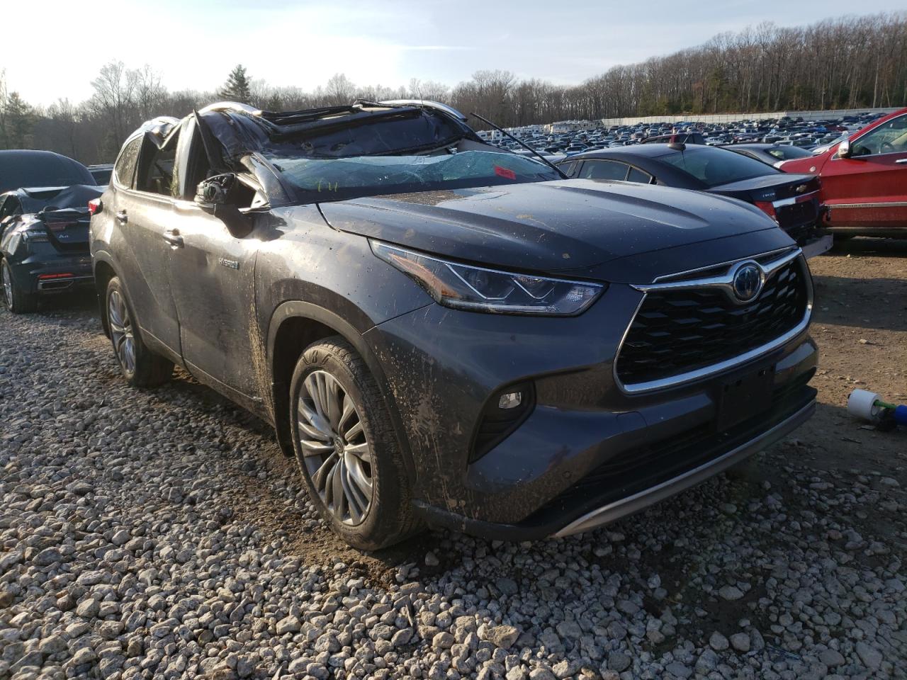 TOYOTA HIGHLANDER 2020 with VIN 5TDEBRCH8LS011853 - Photo from auction