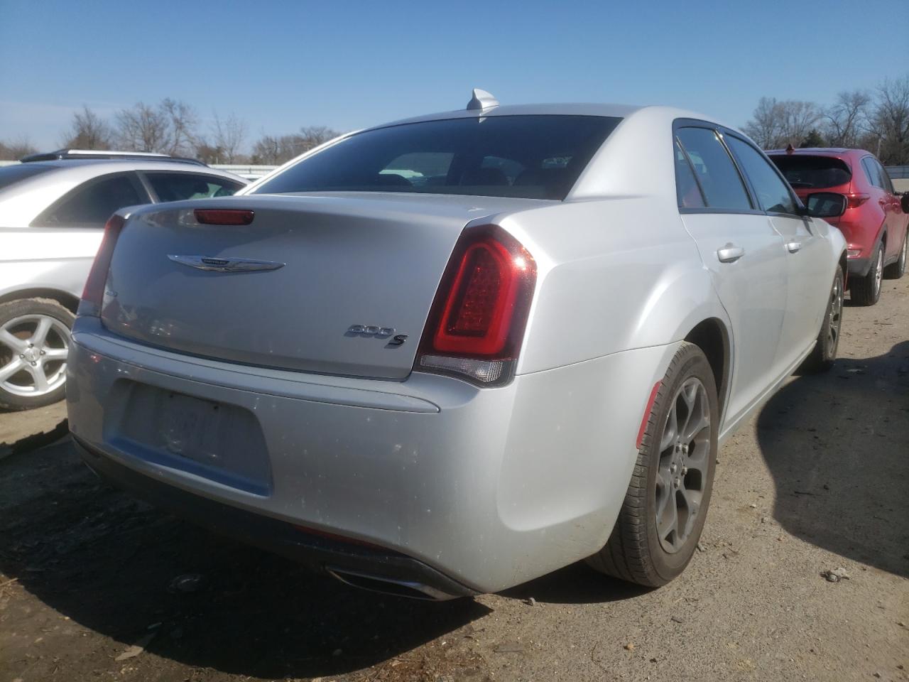 Photo 4 from auction – 2020 CHRYSLER 300 S with VIN 2C3CCAGG6LH156318
