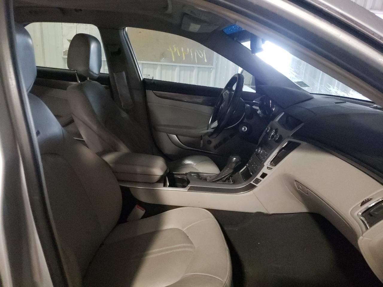 Photo 5 from auction – 2010 CADILLAC CTS PERFOR with VIN 1G6DJ8EV9A0109305