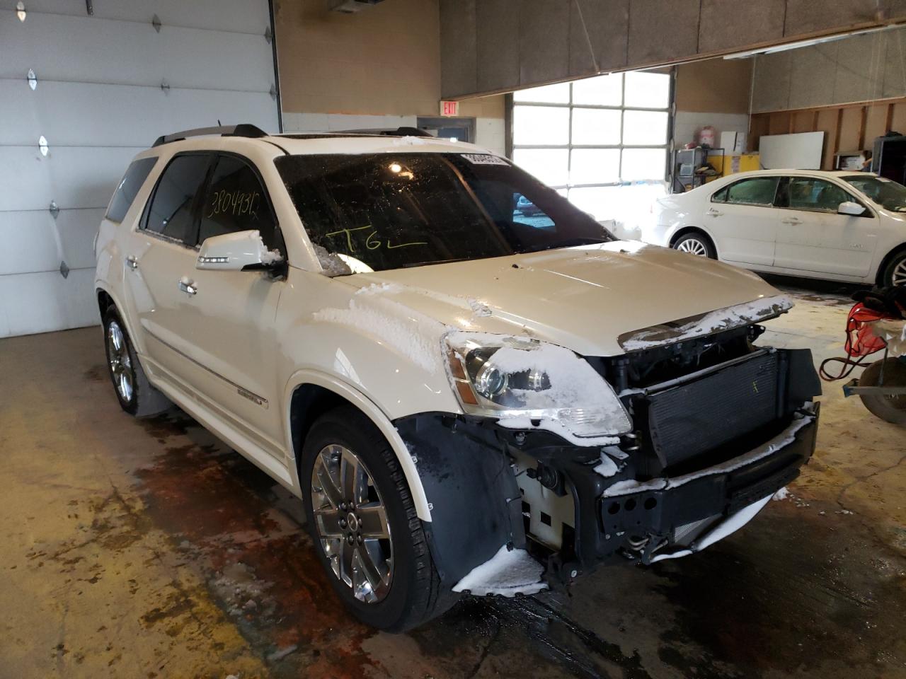 GMC ACADIA DEN 2011 with VIN 1GKKVTED8BJ154187 - Photo from auction