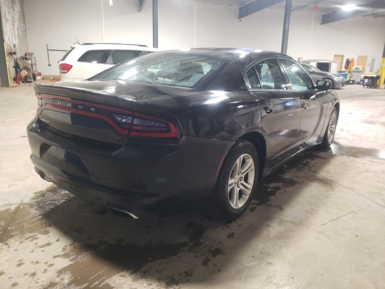 Photo 4 from auction – 2016 DODGE CHARGER SE with VIN 2C3CDXBG4GH246113