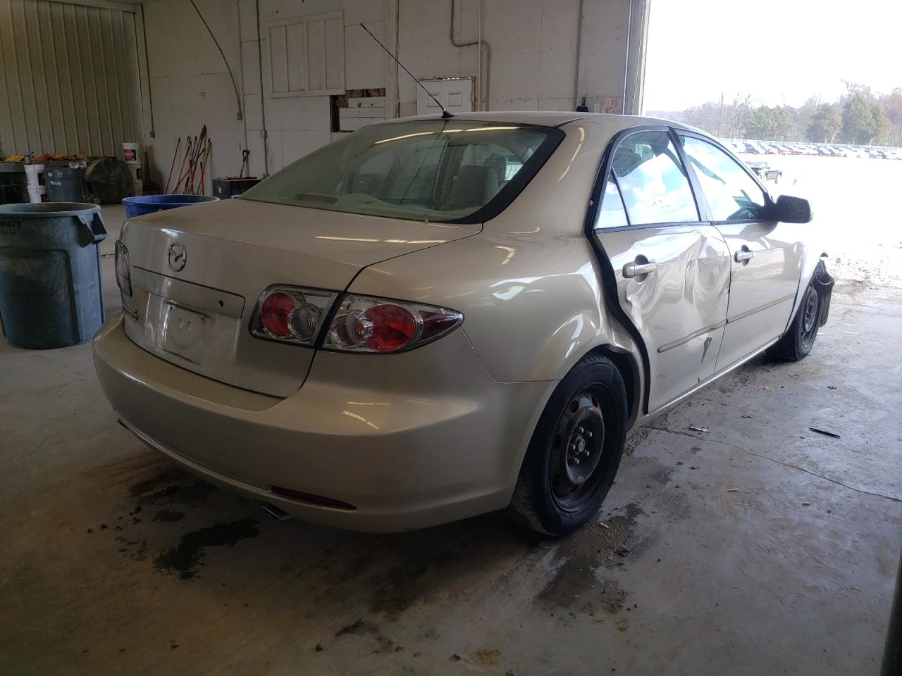 Photo 4 from auction – 2007 MAZDA MAZDA 6 with VIN 1YVHP80C375M55679