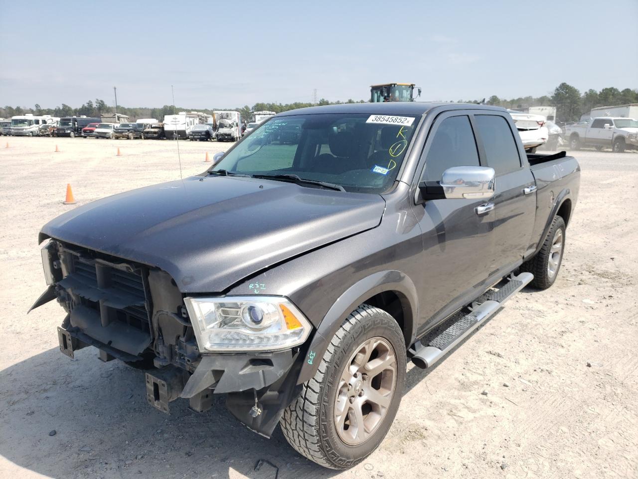 Фото 2 с аукциона – 2017 RAM 1500 LARAM с VIN 1C6RR6VT5HS775730