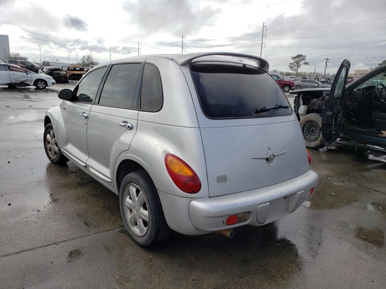 Photo 3 from auction – 2004 CHRYSLER PT CRUISER with VIN 3C8FY68B14T232190