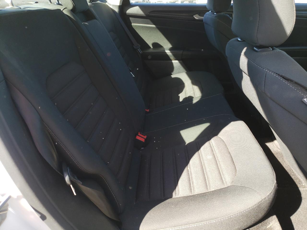 Photo 6 from auction – 2018 FORD FUSION S with VIN 3FA6P0G76JR224910