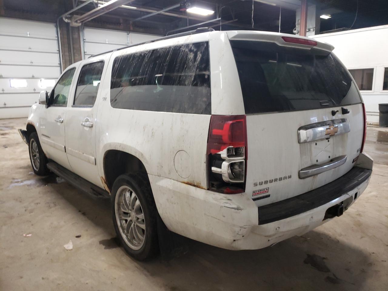 Photo 3 from auction – 2007 CHEVROLET SUBURBAN K with VIN 1GNFK16387J184594