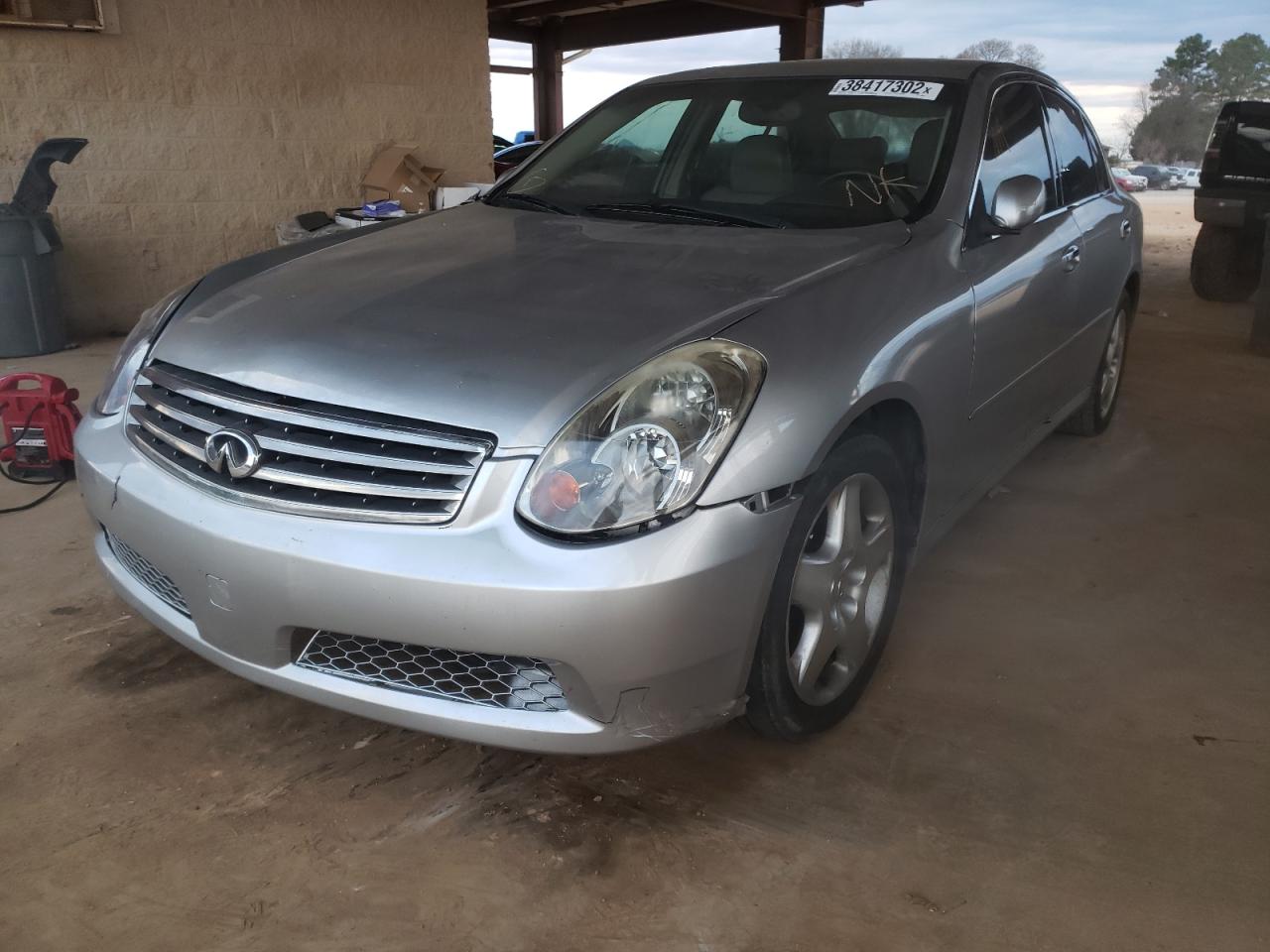 Photo 2 from auction – 2005 INFINITI G35 with VIN JNKCV51F05M306791