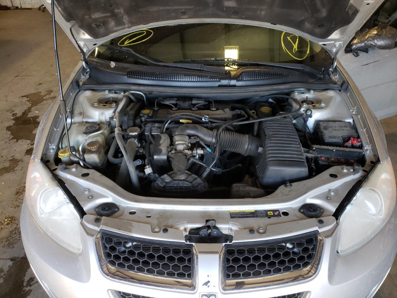 Photo 7 from auction – 2004 DODGE STRATUS SX with VIN 1B3EL46X94N231398