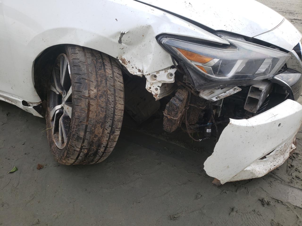 Photo 9 from auction – 2017 NISSAN MAXIMA 3.5 with VIN 1N4AA6AP8HC384111