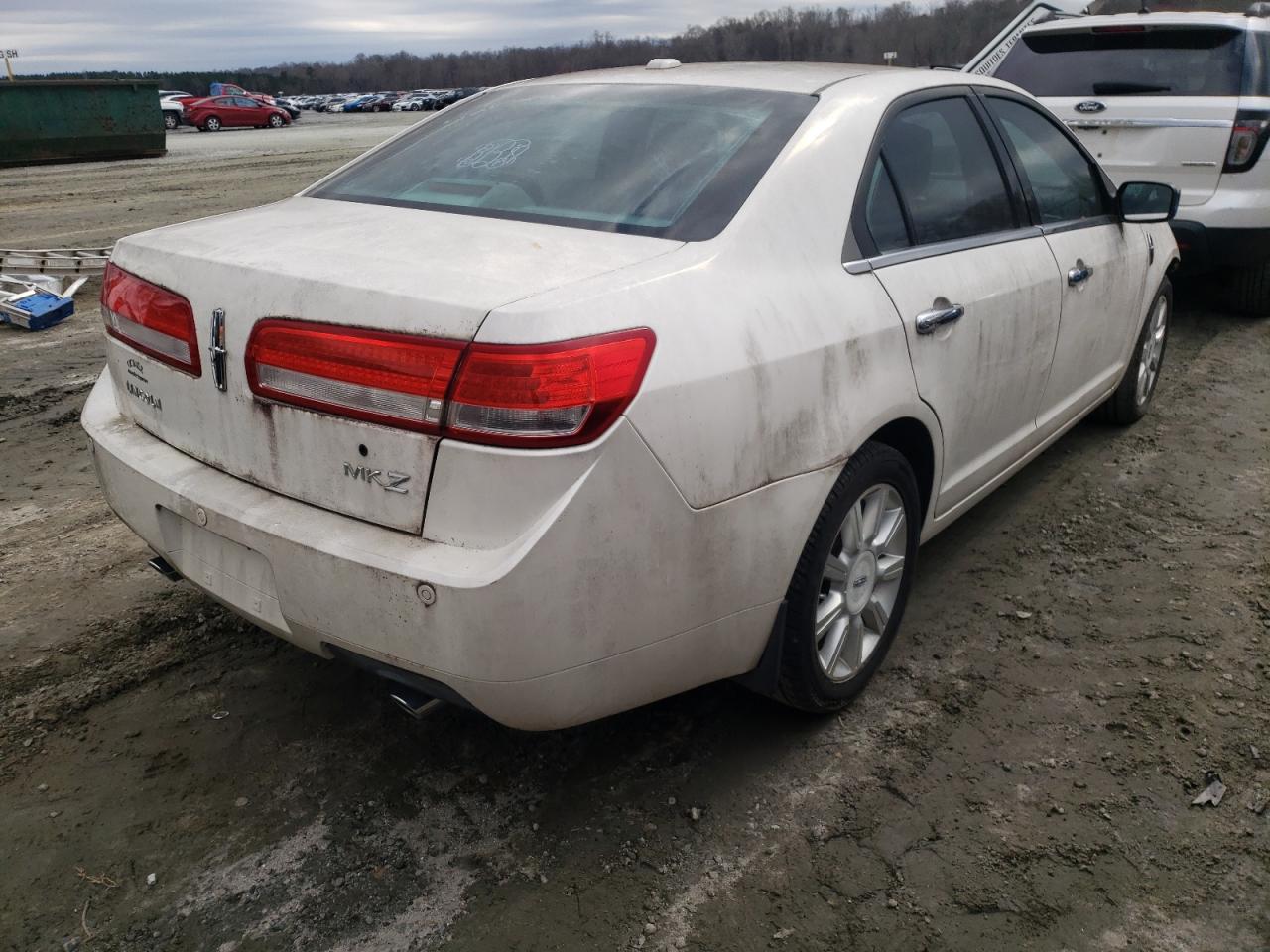 Photo 4 from auction – 2010 LINCOLN MKZ with VIN 3LNHL2GC1AR625428