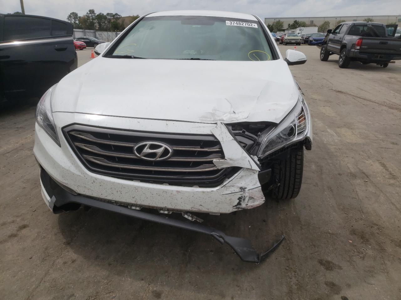 Photo 9 from auction – 2016 HYUNDAI SONATA SPO with VIN 5NPE34AF7GH274171