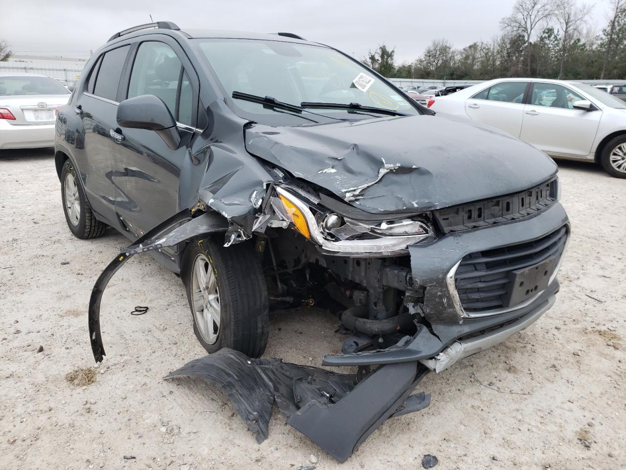 CHEVROLET TRAX 1LT 2018 with VIN KL7CJPSB4JB714363 - Photo from auction